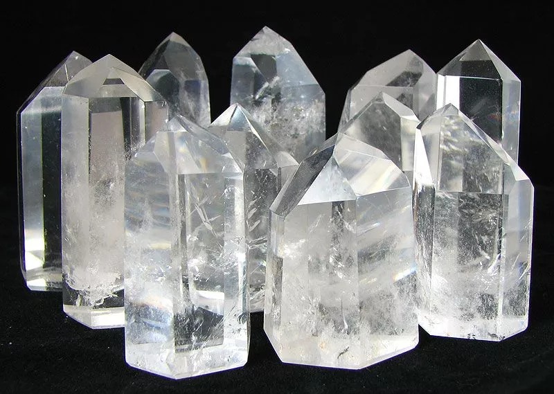 Thạch Anh Trắng giúp bản mệnh thanh tẩy năng lượng xấu